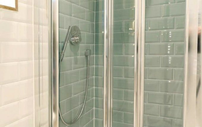 A typical shower system at Kensington Stay