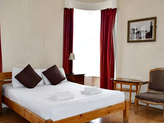 A double room at Black Lion Guesthouse London is perfect for a couple