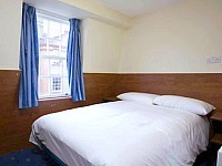 Typical double bedroom at the Wardonia