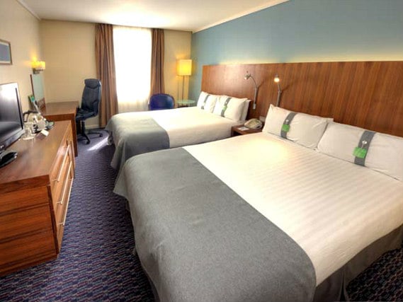 Quad rooms at Holiday Inn London Camden Lock are the ideal choice for groups of friends or families