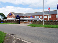 Sky Plaza Hotel Cardiff Airport