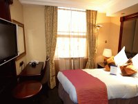 A typical club room at Shaftesbury Premier London Notting Hill