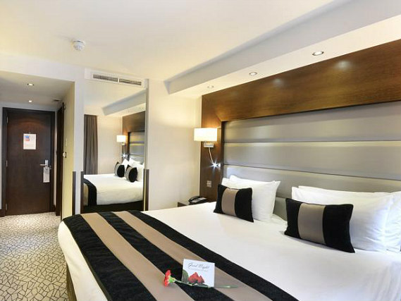 A double room at Shaftesbury Kensington Hotel is perfect for a couple