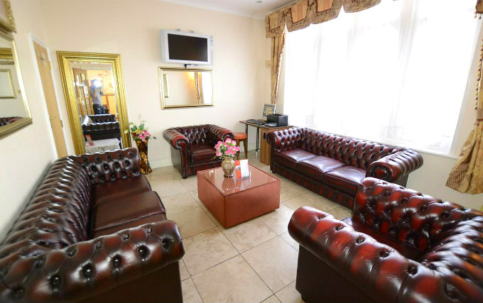 Relax in the lounge at Cranbrook Apartments