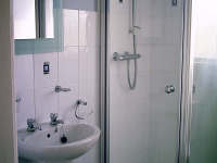 The bathroom at Ashgrove St Apartments