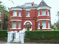 Charlies Hotel London