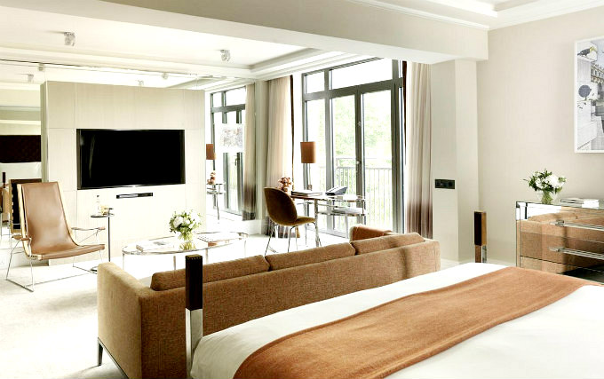 Double Room at Athenaeum Hotel London