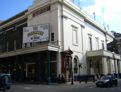 Book a hotel near The Thetare Royal Drury Lane