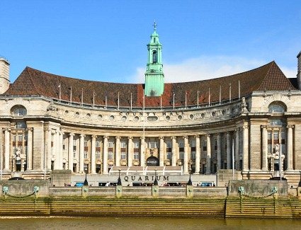 Book a hotel near County Hall