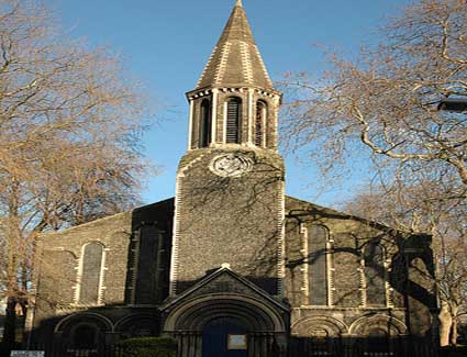 Book a hotel near St Peters Church