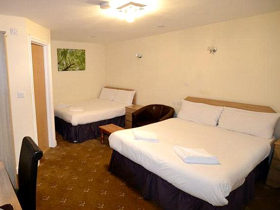 Quad rooms at Cranbrook Hotel are the ideal choice for groups of friends or families
