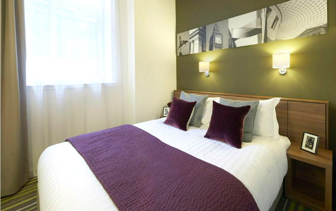 A comfortable double room at Citadines London Covent Garden