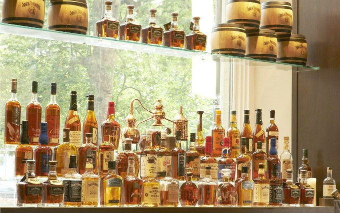 Bar at Grosvenor House Hotel