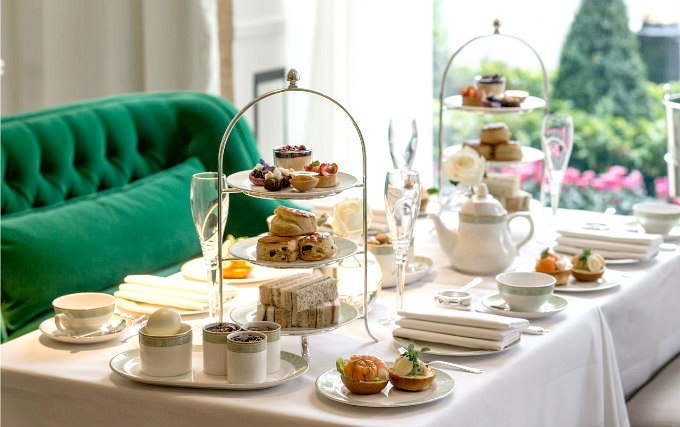 Enjoy a great breakfast at Grosvenor House Hotel