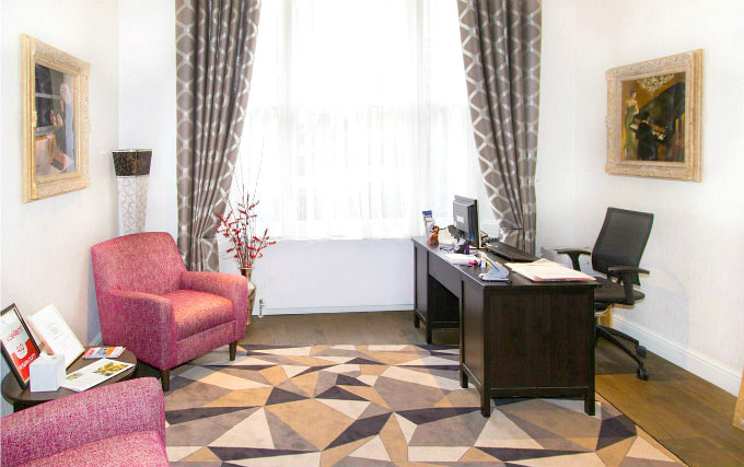 A typical room at Kensington Garden Hotel