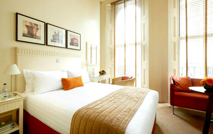 A typical double room at Kensington House Hotel
