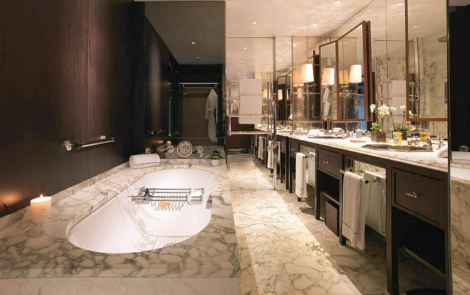A typical bathroom at Rosewood London