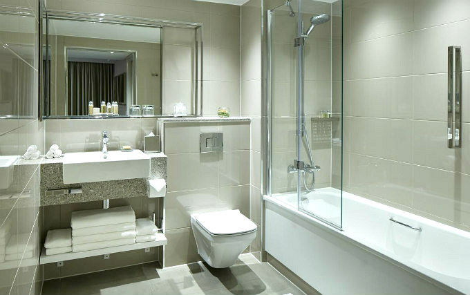 A typical bathroom at London Marriott Hotel Maida Vale