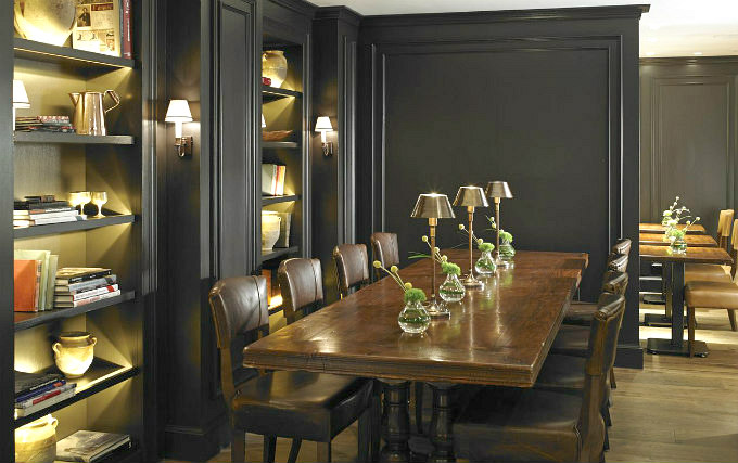 Living Room at Marriott Park Lane