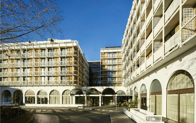 The exterior of London Marriott Hotel Regents Park
