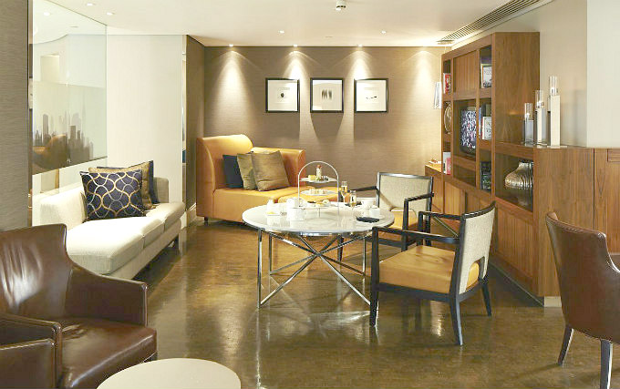 Start your day in the London Marriott Hotel Canary Wharf Breakfast Room