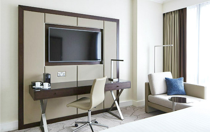 Double Room at London Marriott Hotel Canary Wharf
