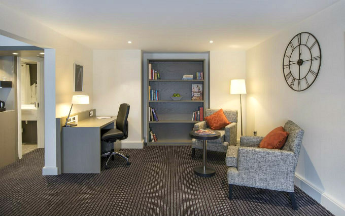 Room facilities at Sheraton Heathrow Hotel