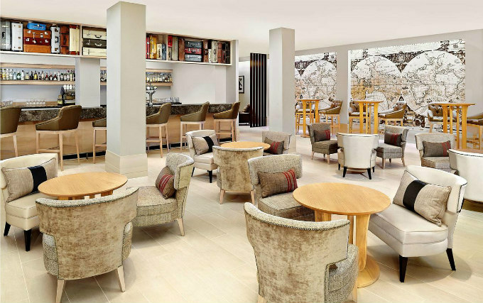 Bar at Sheraton Heathrow Hotel