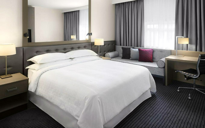 A comfortable double room at Sheraton Heathrow Hotel