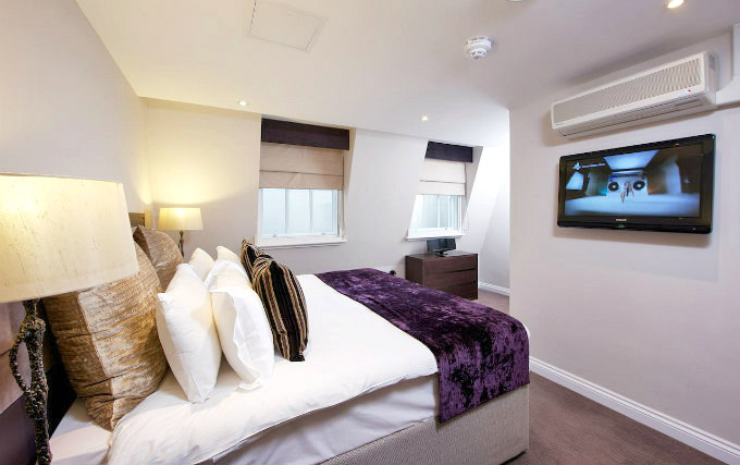 A typical double room at Fraser Suites Queens Gate