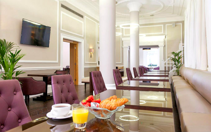 Enjoy a delicious Breakfast at Fraser Suites Queens Gate