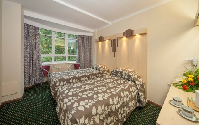 A twin room at Tavistock Hotel