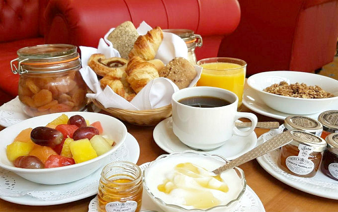 Enjoy a great breakfast at The Washington Mayfair