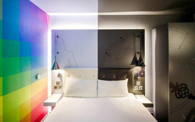 A typical double room at Southwark Rose Hotel