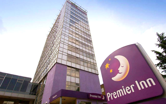 Premier Inn Hammersmith London Book On Travelstay Com