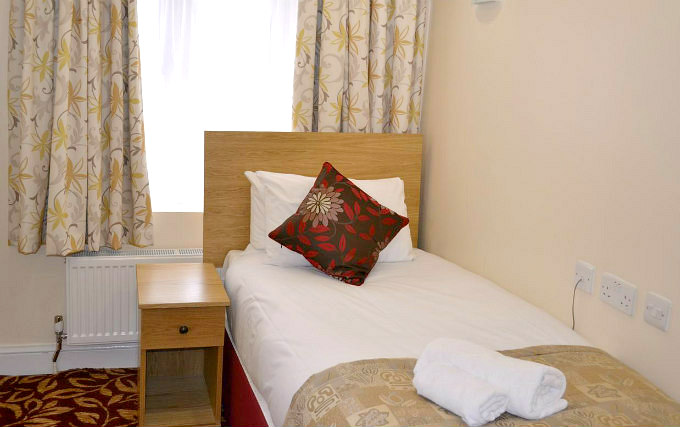 A typical single room at Express Lodging Studios