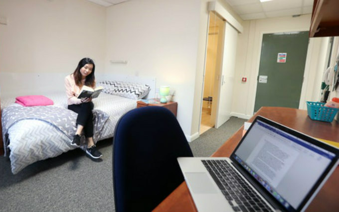 A comfortable double room at Talybont North Residence