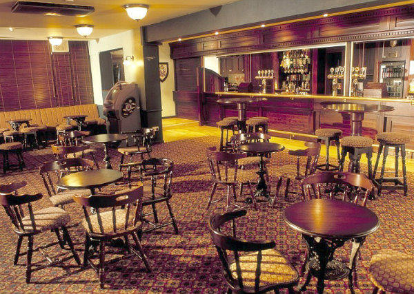 Dinning at Collingwood College