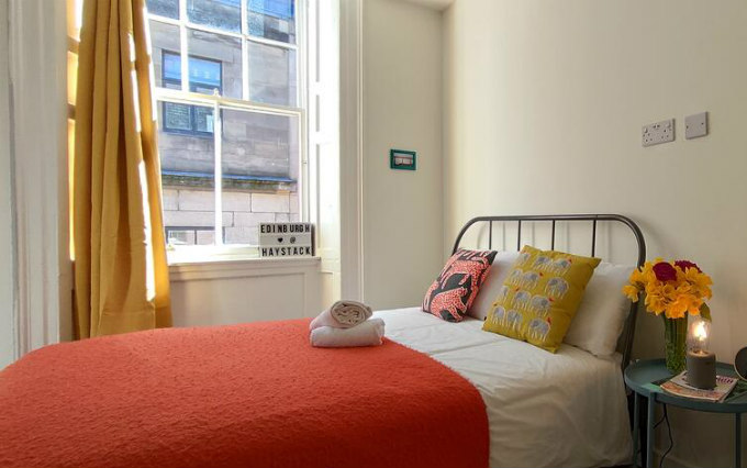 A typical room at Haystack Hostel