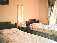 A typical room at Raeburn House Hotel