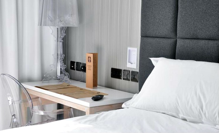 Most rooms have desks at the The Inn On The Mile