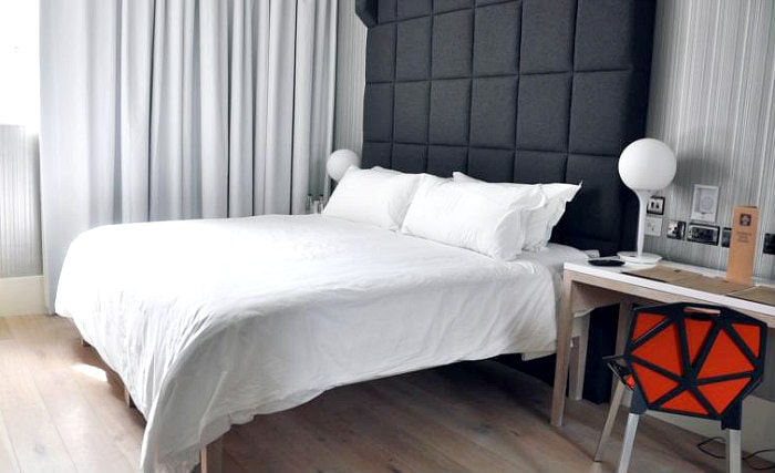 All rooms at The Inn On The Mile have recently been refurbished and feature all modern facilities including ipod docks