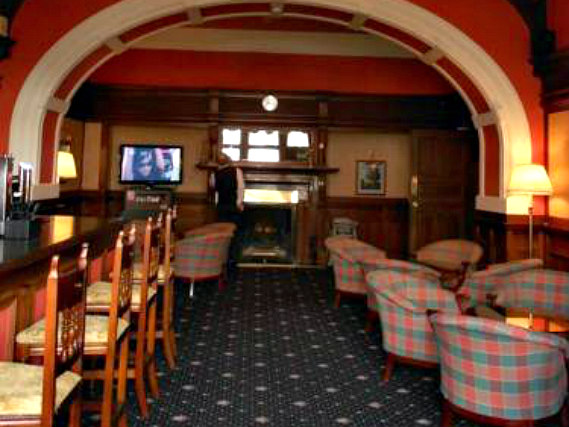 After a busy day, relax with a drink in the bar