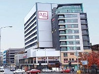 Euro Hostel Glagow in the very centre of Glasgow, overlooking the river