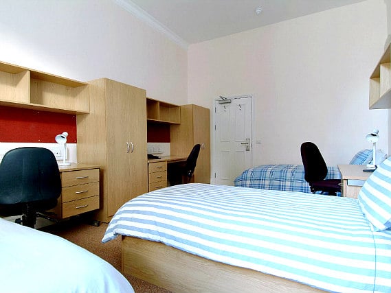 Quad rooms at Passfield Apartment TopFloor are the ideal choice for groups of friends or families