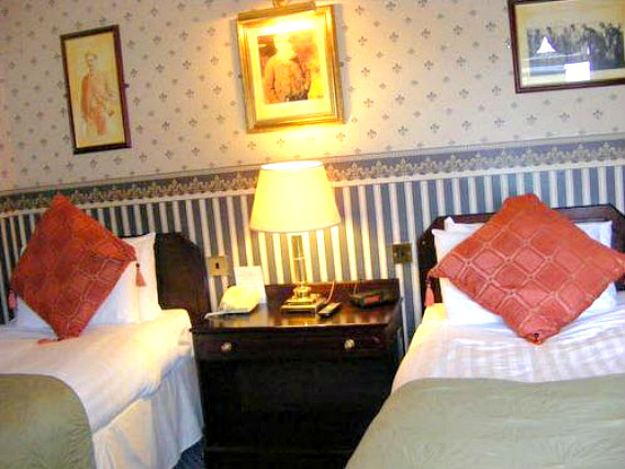 A comfortable twin rooms