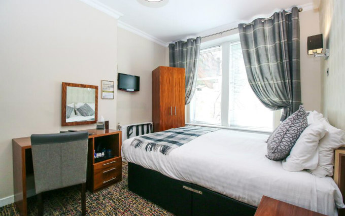 A double room at Kelvingrove Hotel Glasgow