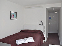 A typical Double room at Eastside Halls
