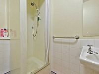 A typical bathroom at Morrison Circus