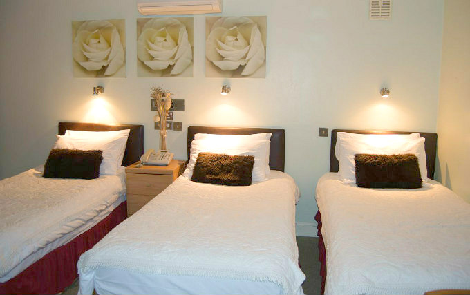 A typical triple room at Park Avenue Hotel London